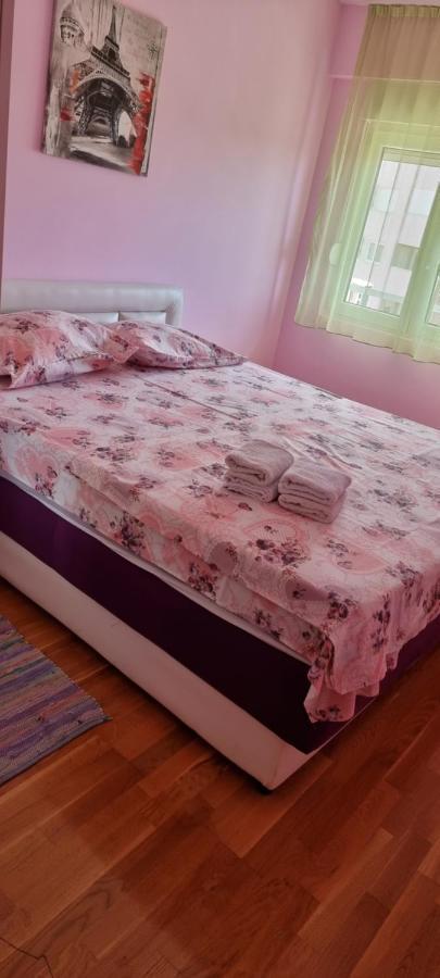 Naki Apartmani Подгорица Екстериор снимка