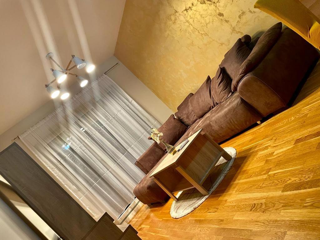 Naki Apartmani Подгорица Екстериор снимка