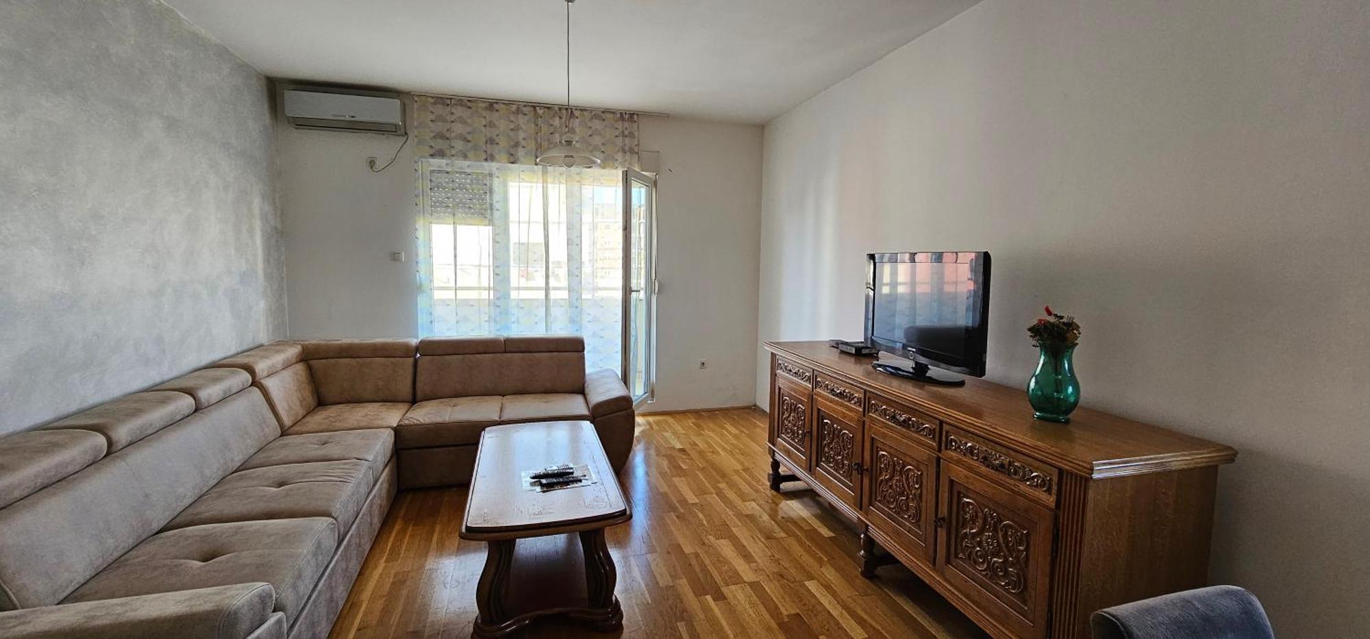 Naki Apartmani Подгорица Стая снимка